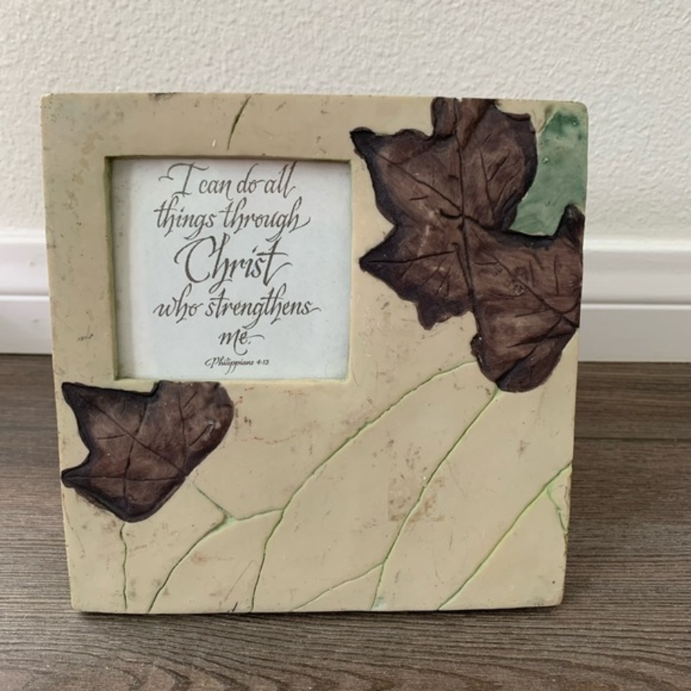 Inspirational Leaf Design Photo Frame